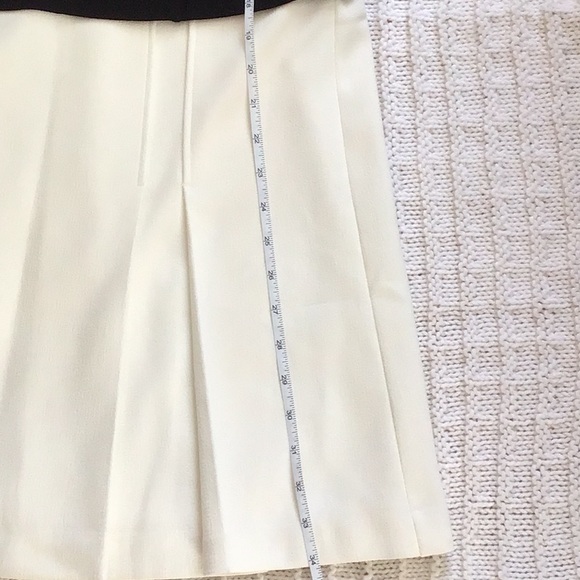 WHBM Colorblock Crepe Shift Dress - Picture 6 of 7